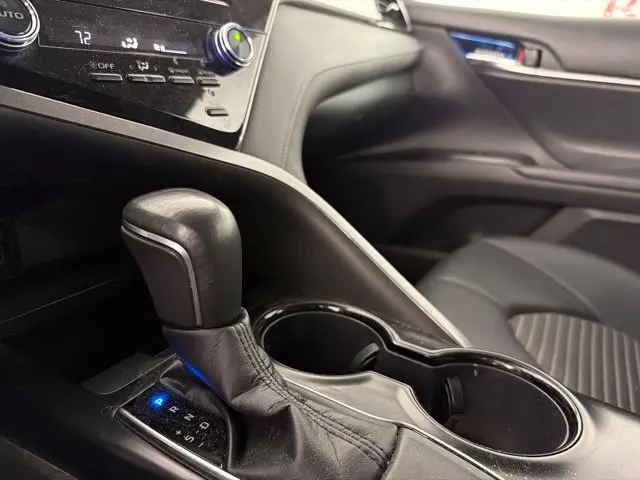 2019 Toyota Camry - $16,500