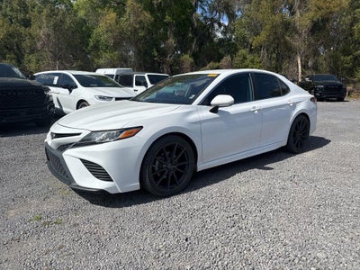 2019 Toyota Camry SE 4DR Sedan
