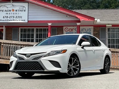 2019 Toyota Camry SE 4DR Sedan