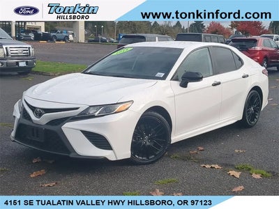 2019 Toyota Camry SE 4DR Sedan