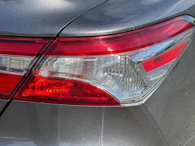2019 Toyota Camry - $12,800