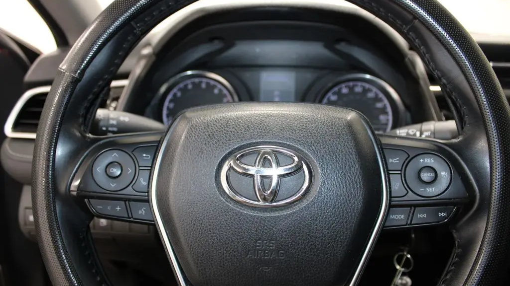 2018 Toyota Camry SE