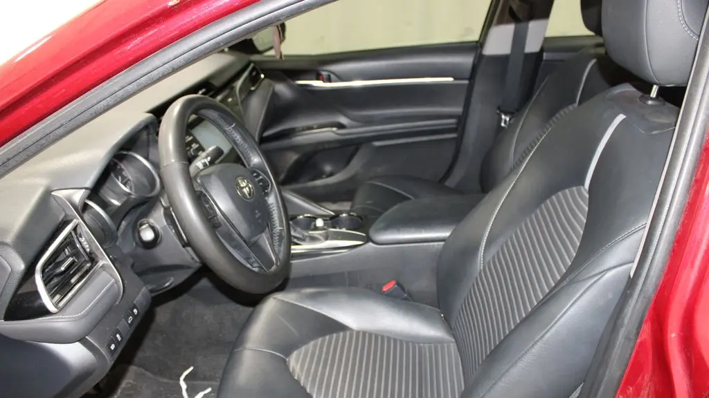 2018 Toyota Camry SE