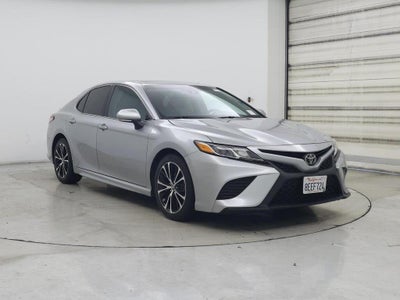 2018 Toyota Camry SE 4DR Sedan