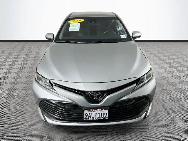 2019 Toyota Camry - $17,500