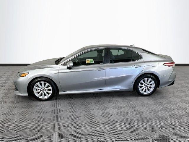 2019 Toyota Camry - $17,500