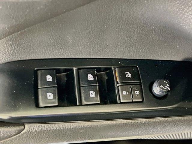 2019 Toyota Camry - $17,500