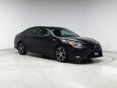 2019 Toyota Camry SE 4DR Sedan