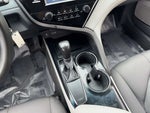 2018 Camry Thumbnail 18