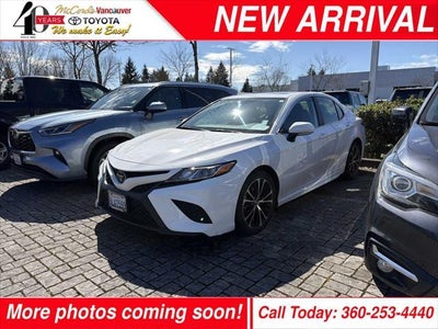 2019 Toyota Camry SE 4DR Sedan