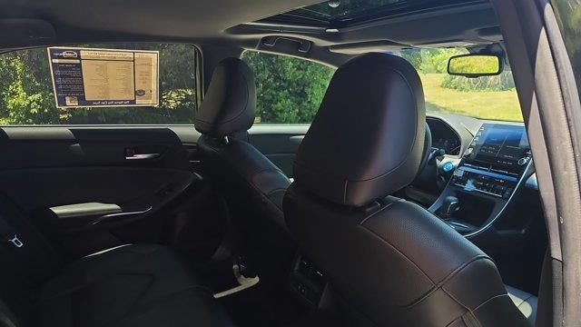 2019 Toyota Avalon Hybrid XLE