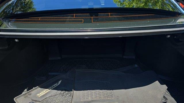 2019 Toyota Avalon Hybrid XLE