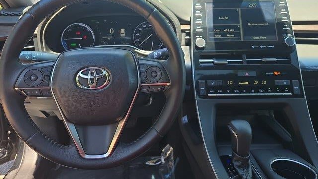 2019 Toyota Avalon Hybrid XLE