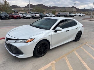 2018 Toyota Camry Hybrid with Wind Chill Pearl Exterior