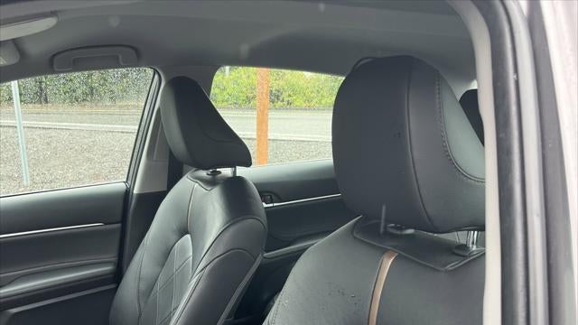 2018 Toyota Camry Hybrid SE