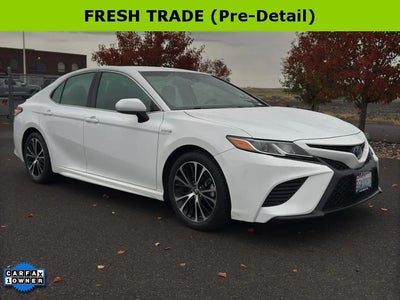 2018 Toyota Camry Hybrid SE 4DR Sedan
