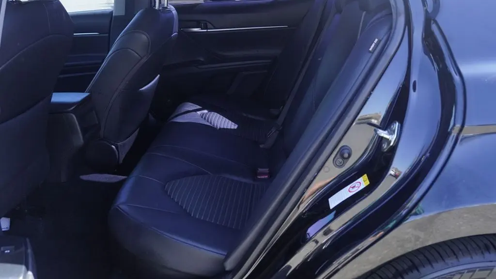 2019 Toyota Camry Hybrid SE