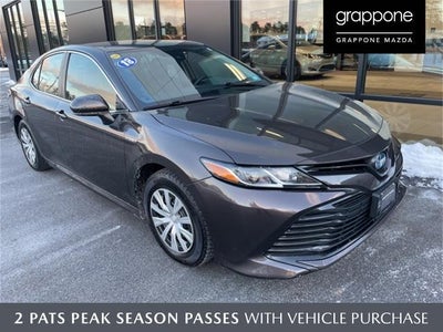 2018 Toyota Camry Hybrid LE 4DR Sedan
