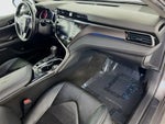 2019 Camry Thumbnail 30