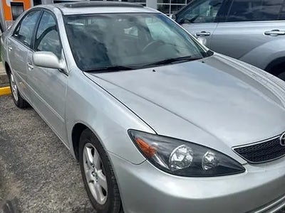 2004 Toyota Camry SE V6 4DR Sedan
