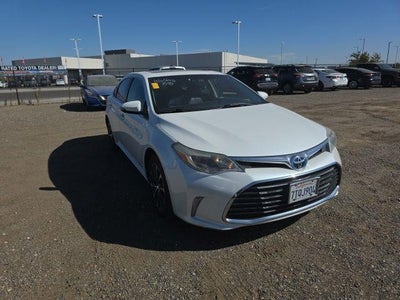 Photo of a 2016 Toyota Avalon Hybrid XLE Premium 4DR Sedan for sale