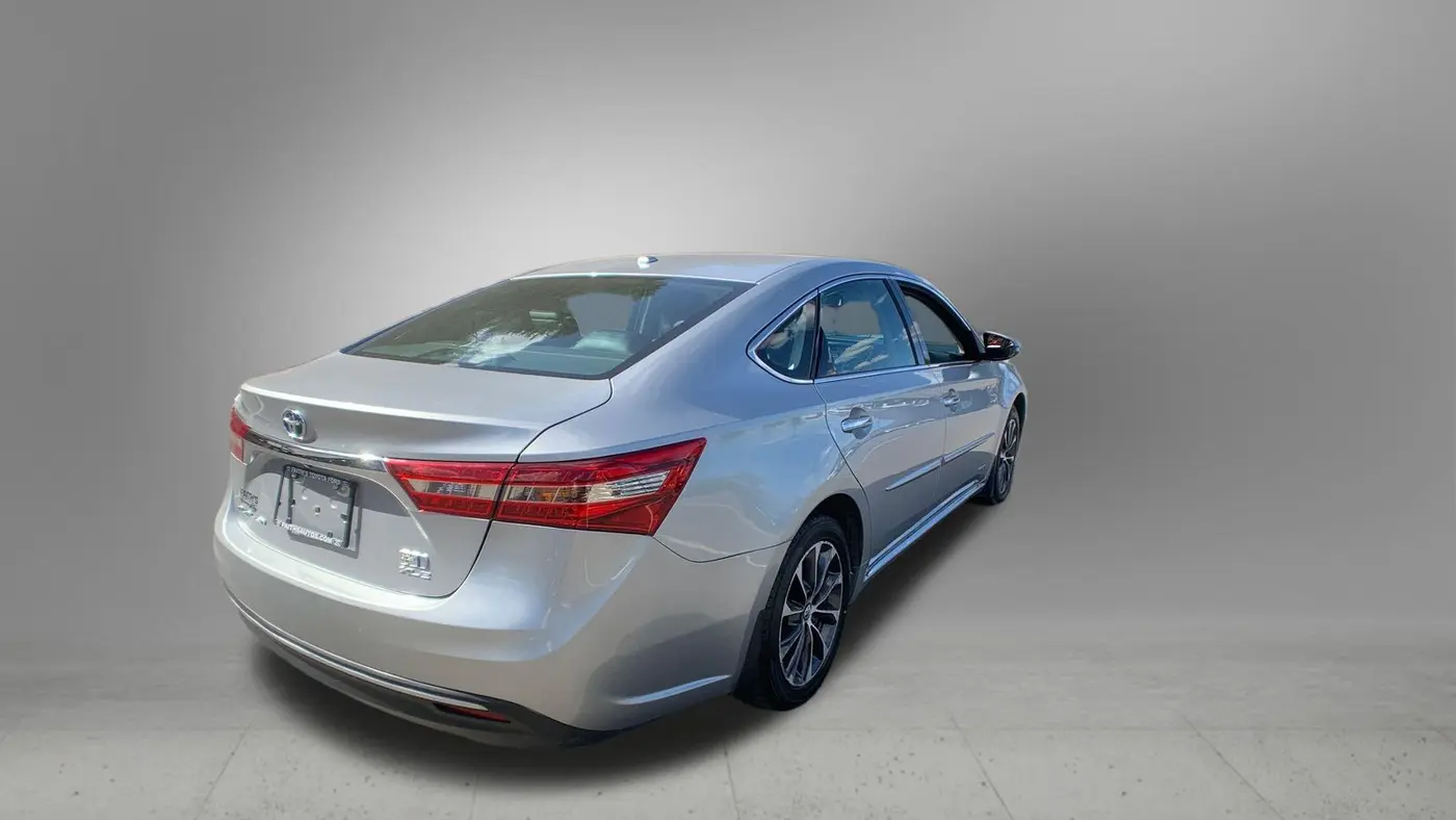2016 Toyota Avalon Hybrid XLE Plus