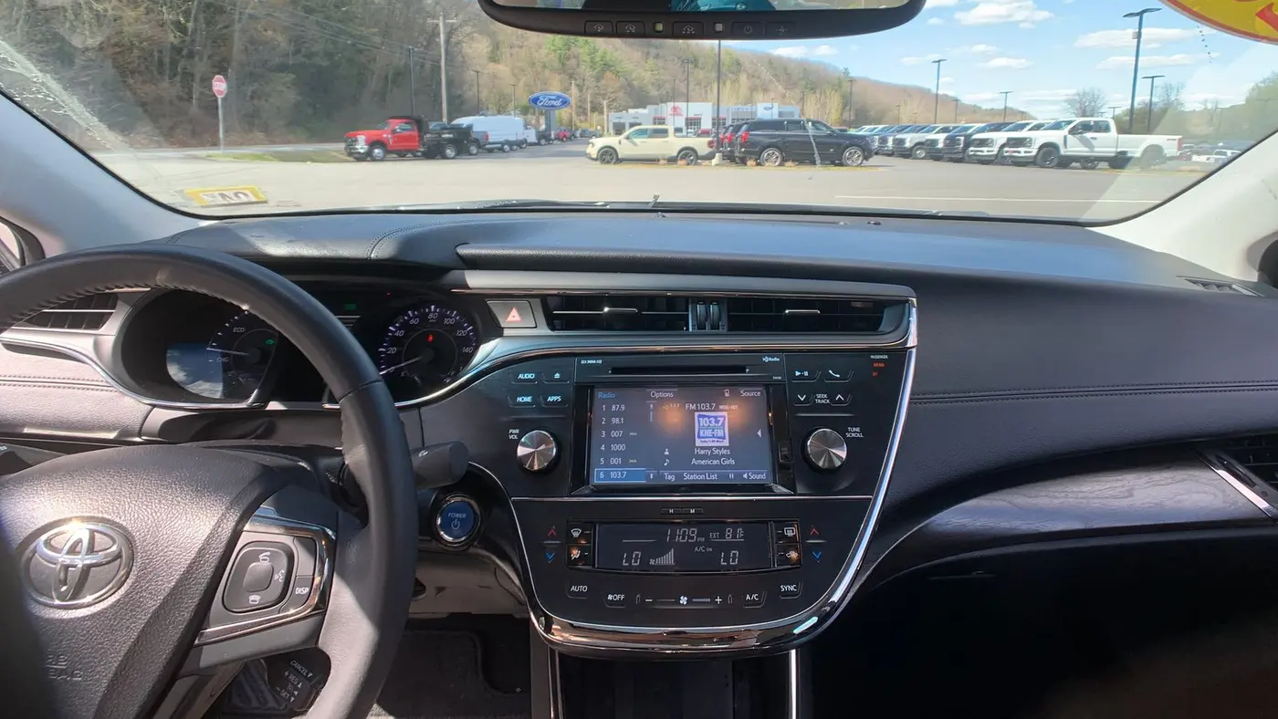 2016 Toyota Avalon Hybrid XLE Plus