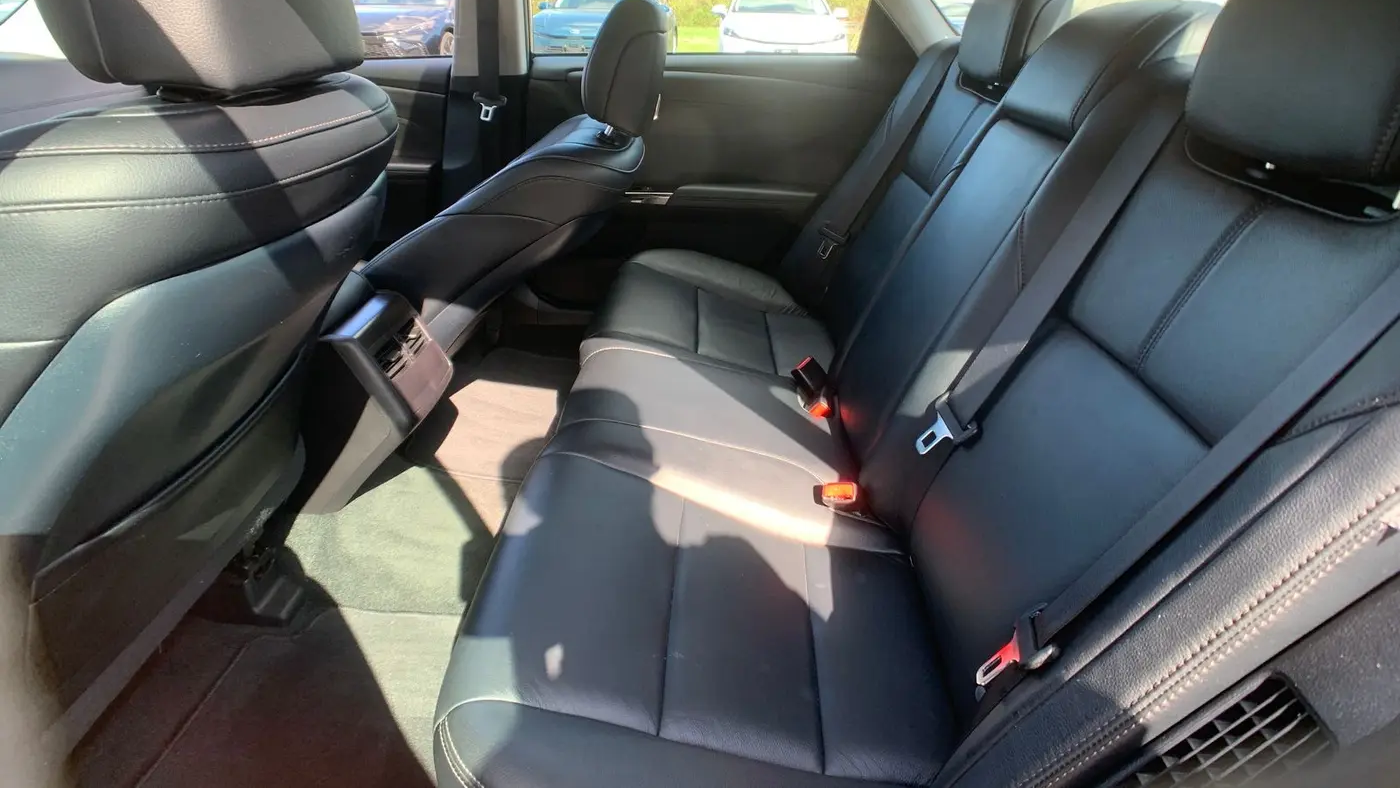 2016 Toyota Avalon Hybrid XLE Plus
