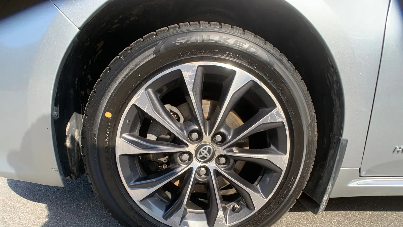 2016 Toyota Avalon Hybrid XLE Plus