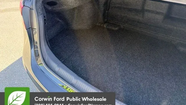 2015 Toyota Avalon Hybrid Limited