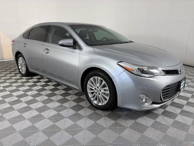 Photo of a 2015 Toyota Avalon Hybrid Limited 4DR Sedan for sale