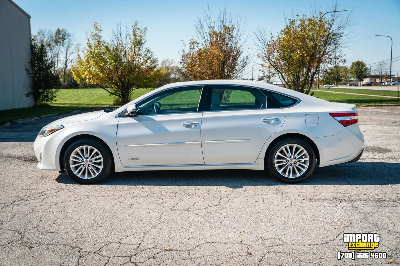 2015 Toyota Avalon - $9,998