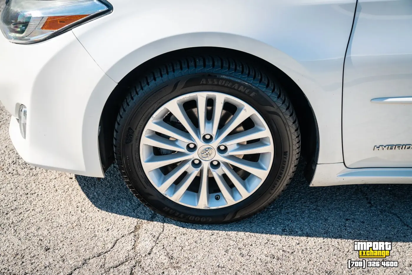 2015 Toyota Avalon - $9,998