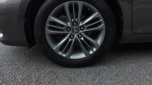 2015 Toyota Camry Hybrid SE