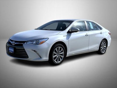 2017 Toyota Camry Hybrid XLE 4DR Sedan