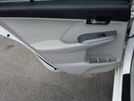 2012 Camry Hybrid Thumbnail 28