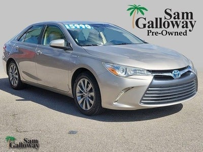 Photo of a 2017 Toyota Camry Hybrid SE 4DR Sedan for sale