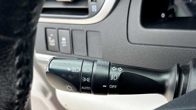 2012 Toyota Camry Hybrid LE