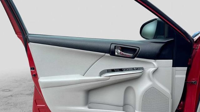 2012 Toyota Camry Hybrid LE