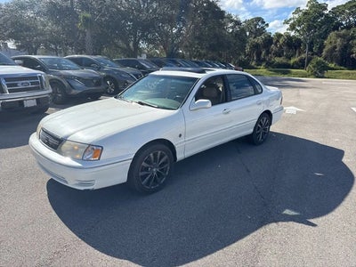 1999 Toyota Avalon XLS 4DR Sedan