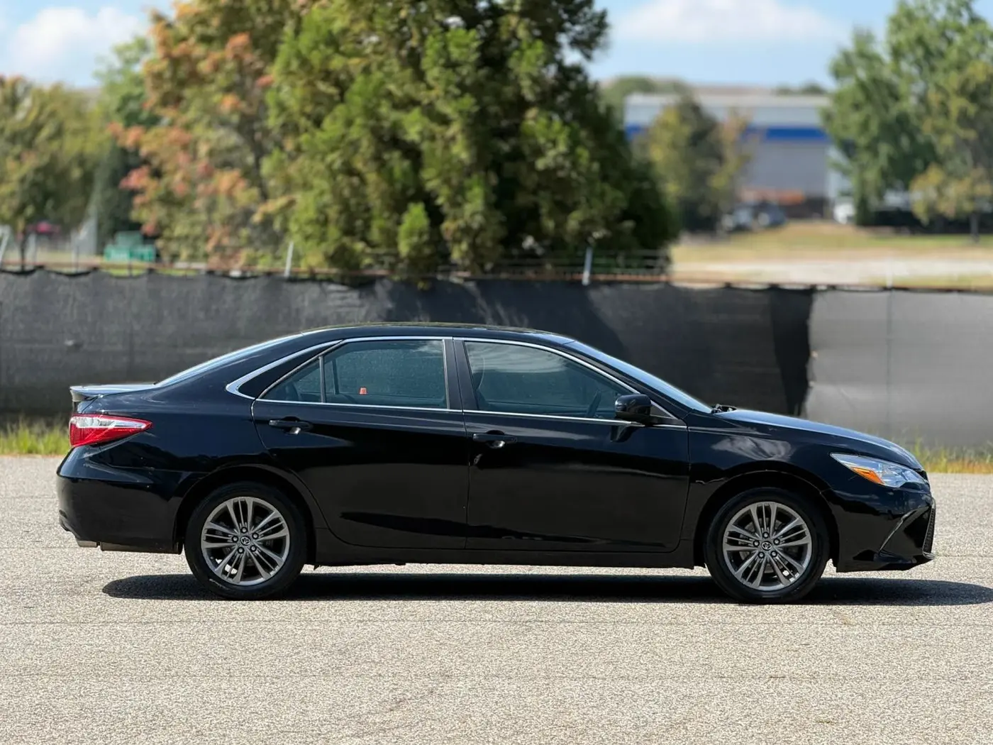 2017 Toyota Camry - $11,950