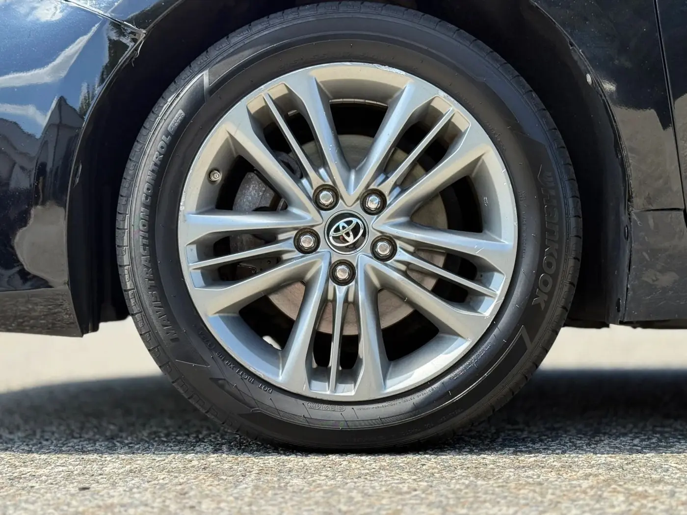 2017 Toyota Camry - $11,950