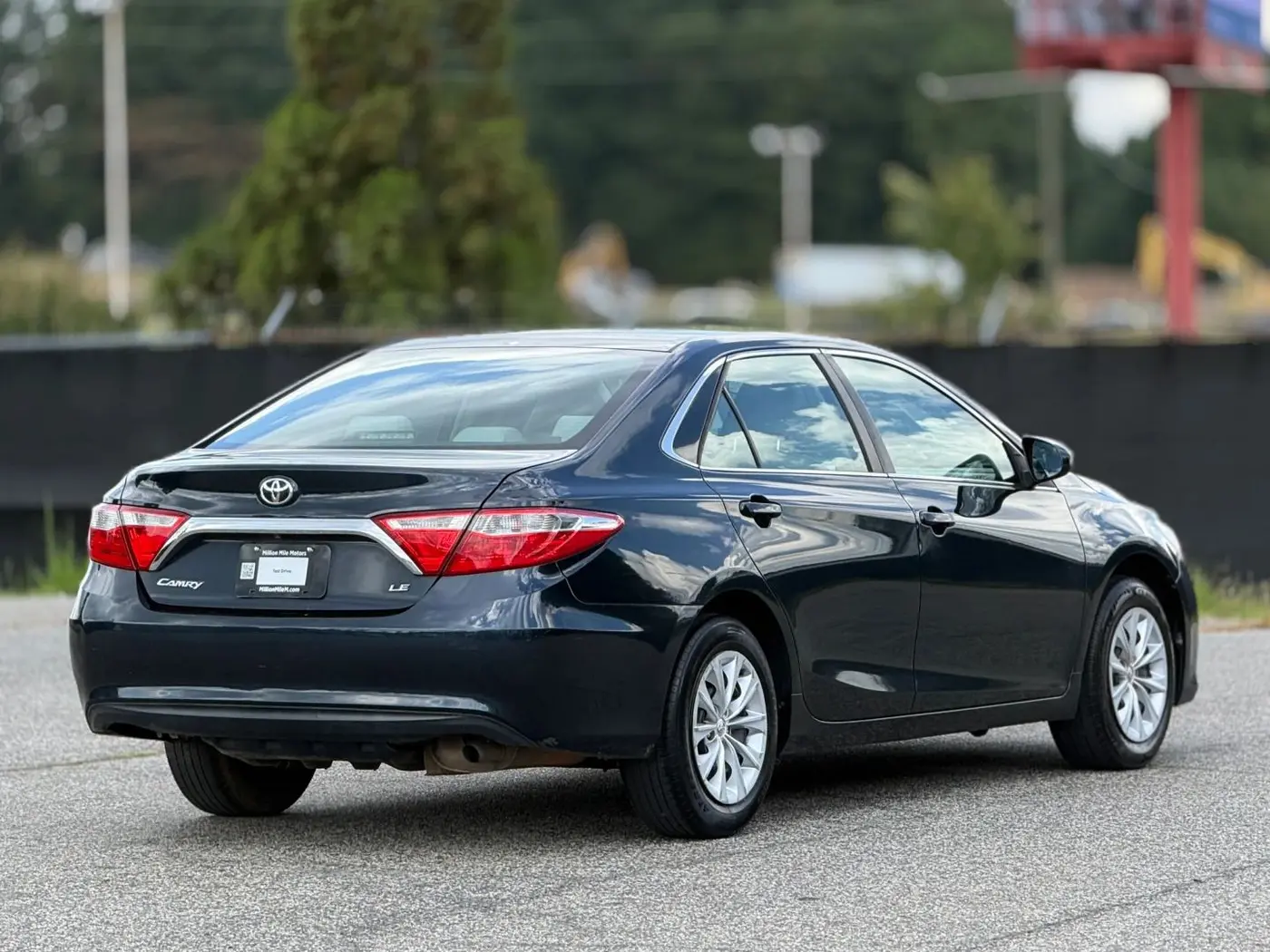 2017 Toyota Camry - $9,950