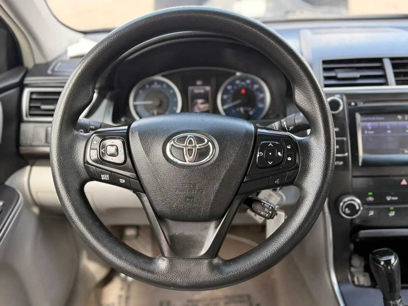 2017 Toyota Camry - $9,950