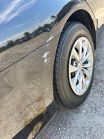 2016 Camry Thumbnail 11