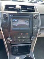 2016 Camry Thumbnail 31