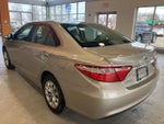 2016 Camry Thumbnail 7