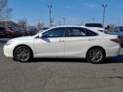 2017 Toyota Camry SE 4DR Sedan