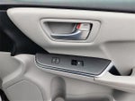 2017 Camry Thumbnail 34