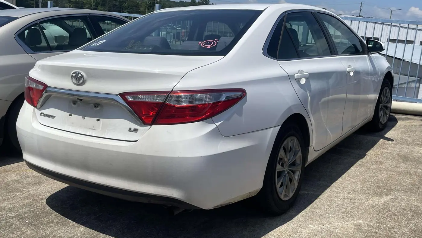 2016 Toyota Camry SE